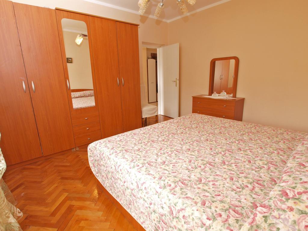 Apartments Ivanka 1056 Pula Dış mekan fotoğraf